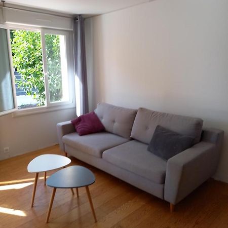 Nantes Aeroport 1-5 Couchages-Parking-Jardin Bouguenais Eksteriør billede