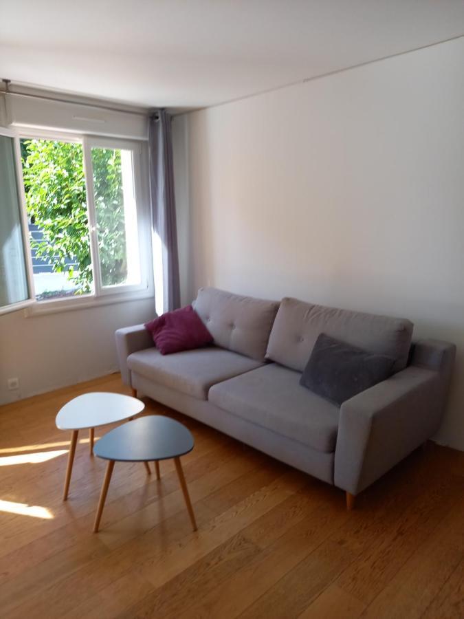 Nantes Aeroport 1-5 Couchages-Parking-Jardin Bouguenais Eksteriør billede